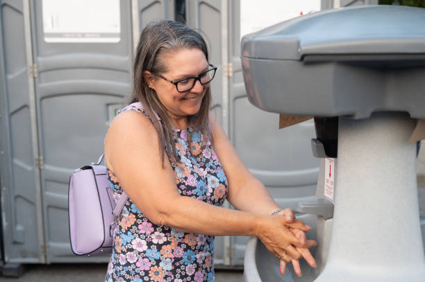 Portable Toilet Options We Offer in Rutgers University Livingston Campus, NJ